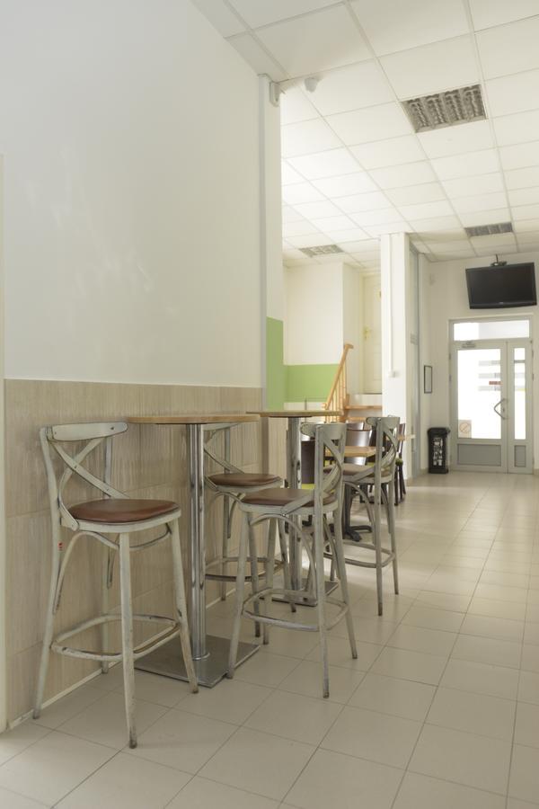 Hostel Flow House Centar Novi Sad Bagian luar foto